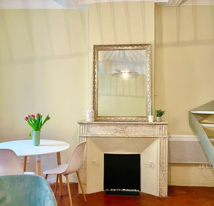 Studio Au Coeur D'Aix Apartment เอ็ก-ซอง-โพรวองซ์ ภายนอก รูปภาพ